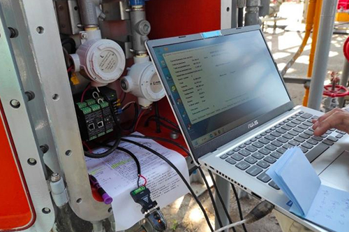 FF1225 - G垂直插入型超声波气体流量计：环保行业垂直管道气体测量的理想方案